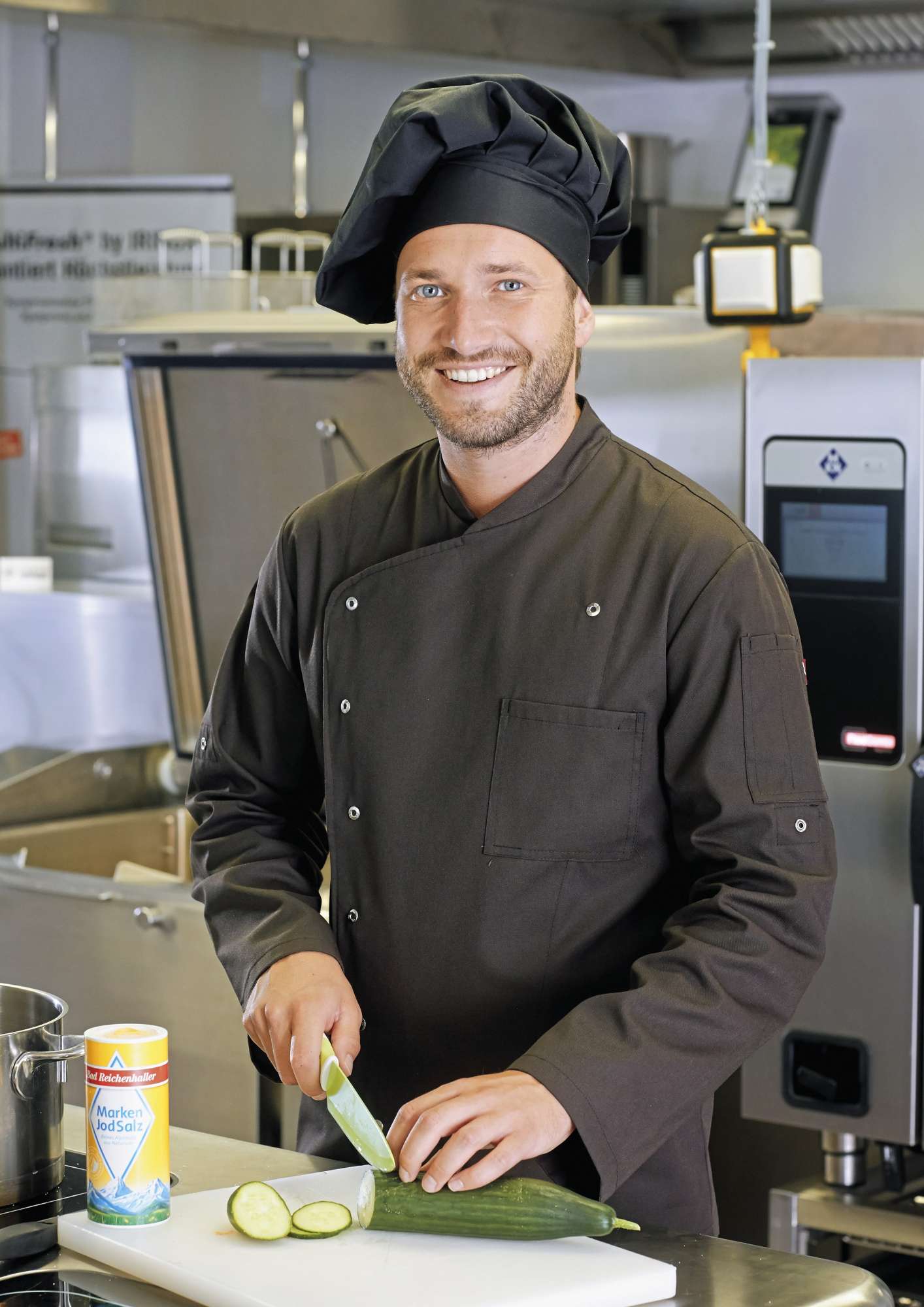 CG Workwear Chianti Chef Hat Black One Size (CGW3200)